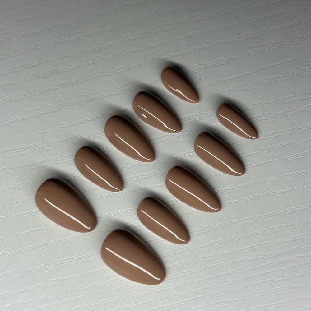 Brown Press-On Nails